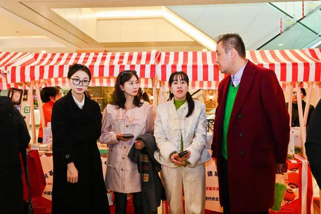 南京路增添海派新空间第一百货“NO1银铃聚乐部”启航(图8)