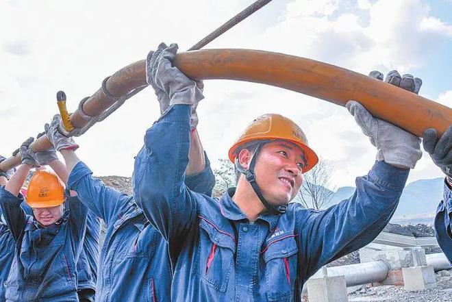 快看昭通有1人！2024年云南省“最美职工”年度人物发布(图9)