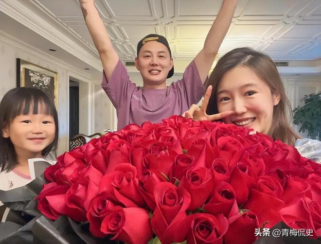 网红糖糖离婚含泪搬家网友挑刺：她丈夫算脱离苦海了(图24)