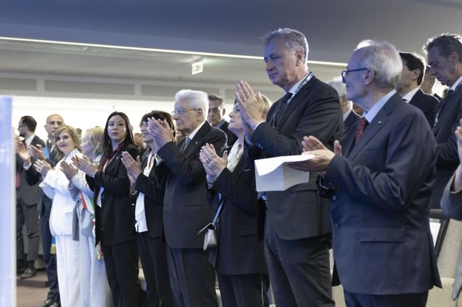 马塔雷拉：共和国建立在劳动基础之上；劳动是自由的根源是民主的活力源泉创造了平等和社会凝聚力(图5)