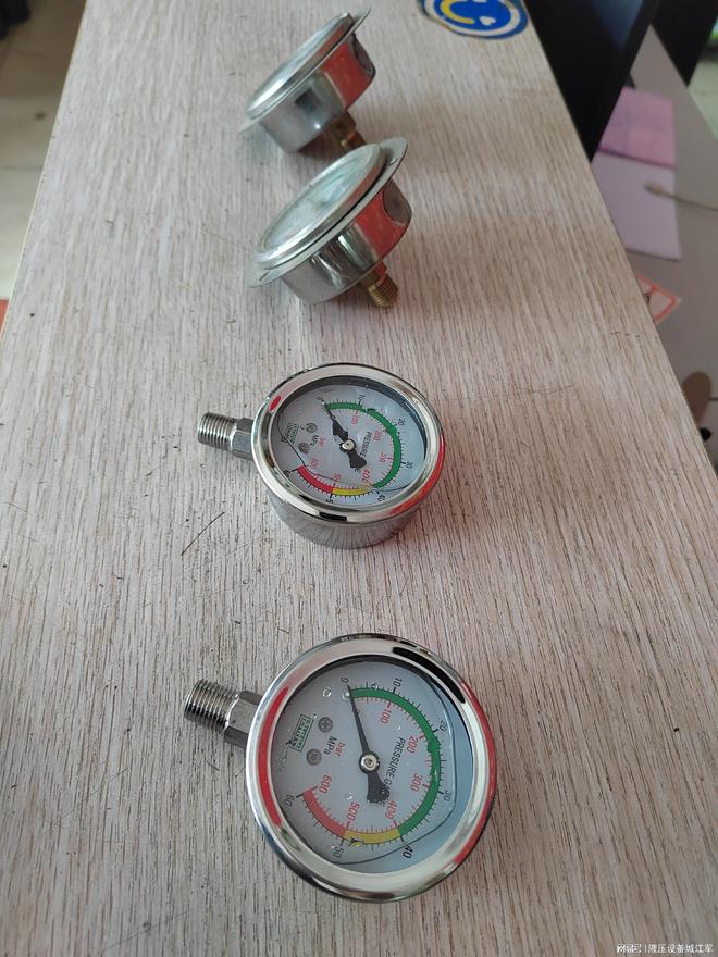 液压机电设备优选海南鑫华德专注汽车工业仪表电接点压表品质(图2)