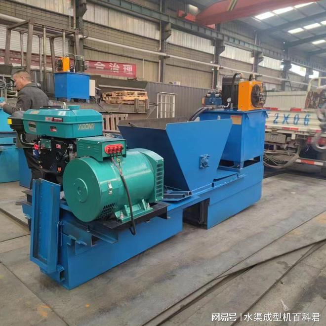 液压设备选型认准济宁滨通机械设备液压水沟衬砌机成型机专业制(图2)