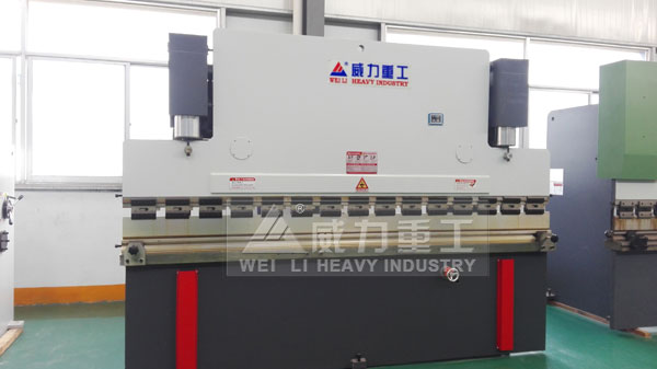 液压板料折弯机液压系统的工作原理图(图2)