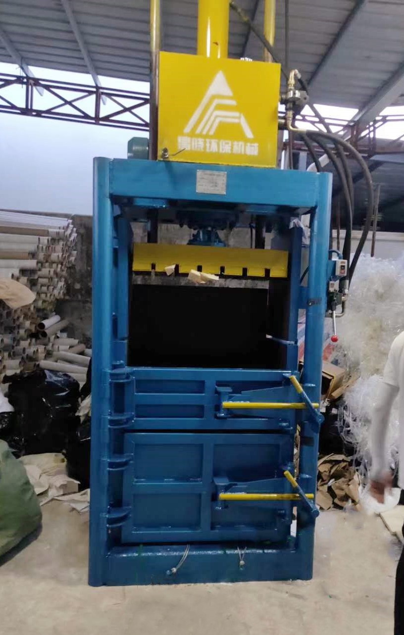 四开门自动推包立式液压打包机立式纸箱纸皮打包机厂家地址(图3)