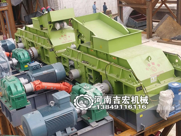 绥化铜矿石液压双辊破碎机工作原理及价格简介(图2)