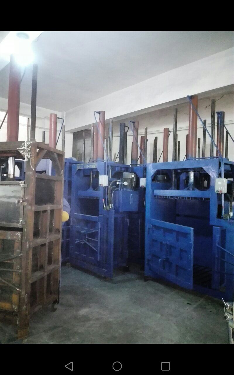 现货纸箱压缩打包机纸箱pp带打包机(图1)