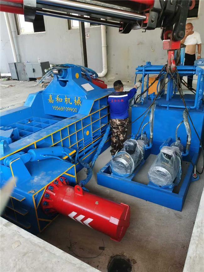 服装液压打包机2026年源头厂家实测评测！选型不踩坑、交付不拖延(图1)